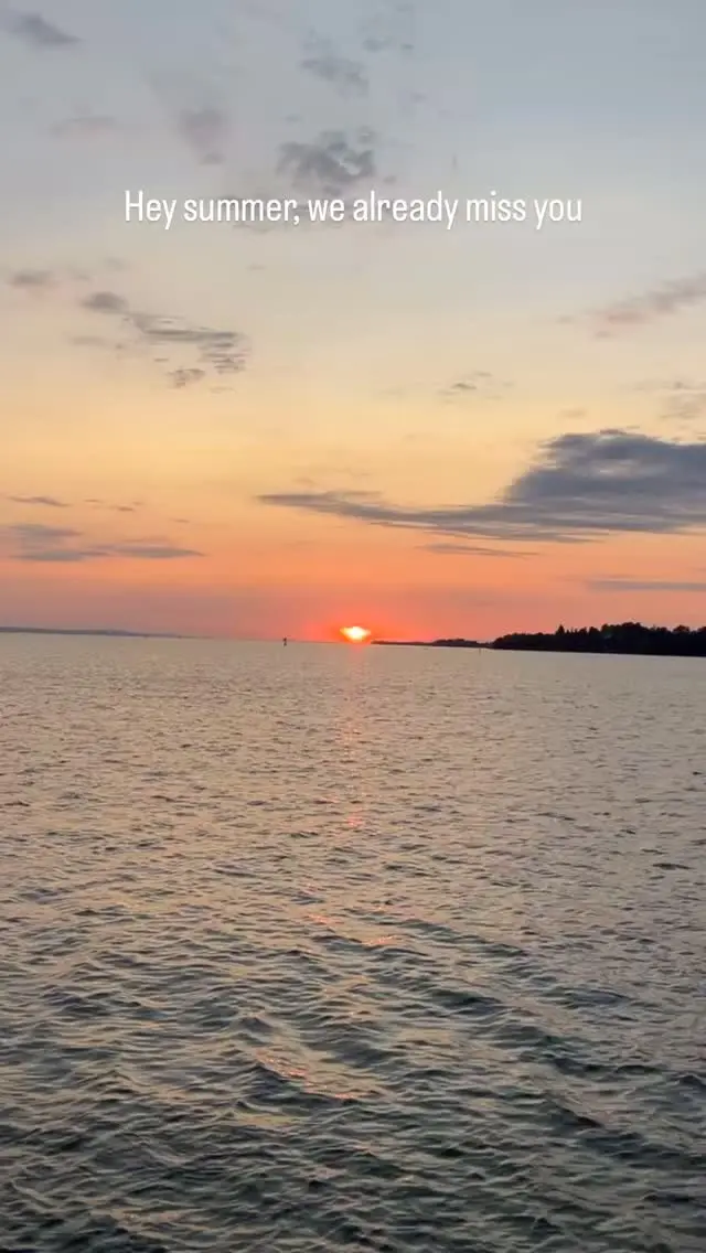 Der Sommer am See ist einfach himmlisch🌞👼 Jetzt wächst die Vorfreude auf die kälteren Jahreszeiten und entspannte Sauna-Tage🧖‍♀️🍂
Übrigens: Bucht direkt über unsere Website - dort findet ihr garantiert den besten Preis!

#hotel #lindau #bodensee #sonne #breakfast #urlaubindeutschland #frühstück #sauna #sonnenuntergang